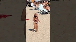 Thumbnail: 🇧🇷 Ipanema Beach A Sunny Day