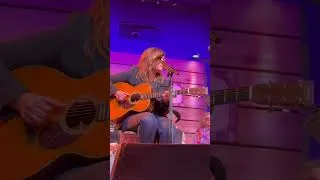 Thumbnail: Brandy Clark - "American Roots" - new song @ Americana Fest