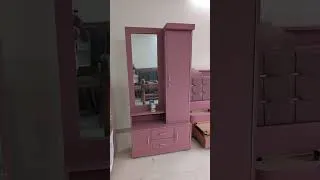 Thumbnail: Dressing Table
