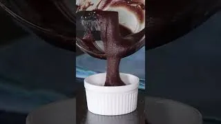 Thumbnail: Fudgy Brownie in ONLY 60 SECONDS! 🍫
