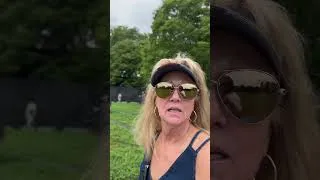 Thumbnail: Washington DC monuments REVIEW BY MY MOM 🇺🇸 #travel #shorts