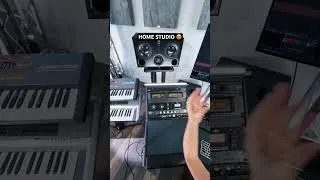 Thumbnail: Recording vocals in the home studio 😍