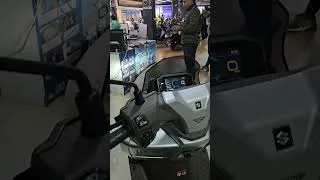 Thumbnail: Suzuki Burgman STREET arawn thleng ta..