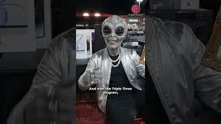 Thumbnail: Paying to live on Earth? Make it cheaper with InstaForex 🌍🛸