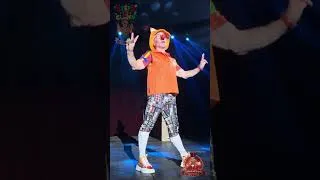 Thumbnail: Stefo the Clown, Clowning around with Boxes 📦 at Planet Circus OMG! #shorts
