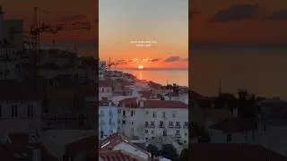 Thumbnail: the BEST place to watch the sunrise in Lisbon, Portugal 🌞