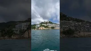Thumbnail: wow what is this place 😍