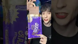Thumbnail: Willy wonka eyeshadow palette by Glamlite