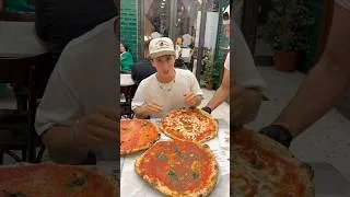 Thumbnail: Trying the most famous pizza in Italy