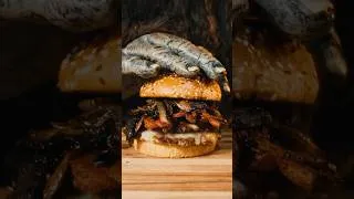 Thumbnail: Making the most PRIMAL burger ever. 🍔