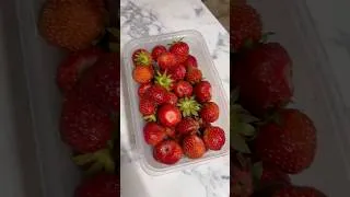 Thumbnail: Bumper crop of strawberries and garlic as corn plants revive | Janta Ka Reporter