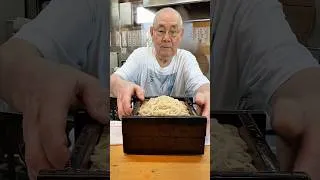 Thumbnail: 朝4時から生まれる至極のそば