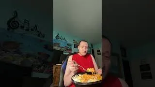 Thumbnail: Chicken cantine bowl Taco Bell review 