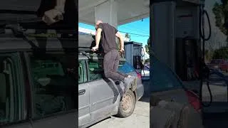 Thumbnail: Gas station dip mode