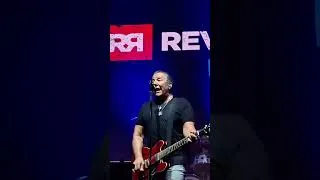 Thumbnail: Revolver - El roce de tu piel . Directo 2026 #revolver #rocknroll #livemusic