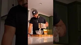 Thumbnail: Griddle cake breakfast meal prep! Using @kodiakcakes Buttermilk Pancake Mix! 🐻