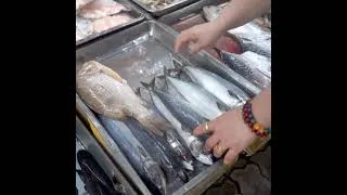 Thumbnail: Boeng Trabek Market