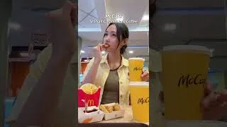 Thumbnail: Trying the NEW McCafé in McDo ☕️