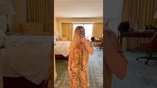Thumbnail: Chill Sunday Layover #jettingjulia #cabincrewcareer #flightattendant