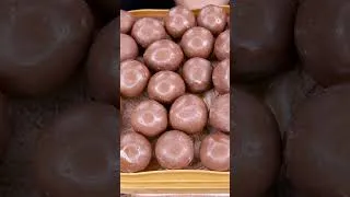 Thumbnail: ASMR CHOCOLATE CAKE MALTESERS DOUGHNUTS MAGNUM ICE CREAM OREO NUTELLA DESSERT MUKBANG먹방EATING SOUNDS