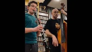 Thumbnail: 2023 ensayando POOR BUTTERLFY # Shorts PERE COMPANY JOAN CHAMORRO