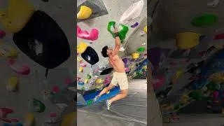Thumbnail: V9 Punt 😔 #climbing #bouldering #indoorclimbing #routesetting #rockclimbing #aesthetic #chuff