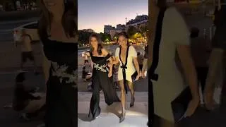 Thumbnail: Jennifer Lopez with her sister Lynda #JLo #Shorts