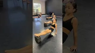 Thumbnail: Those exercises is good for big jumps ( Grand jeté, Grand jeté en tournant ) #jdi #yuliagagarina
