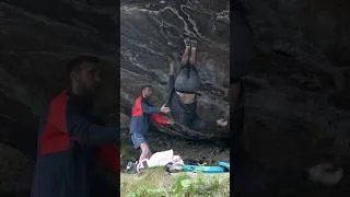 Thumbnail: Amateur Climber VS V18 (Worlds First)