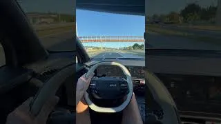 Thumbnail: Kia Sportage 2026 "Autopilot" changes lanes with turn signal #kiasportage2026