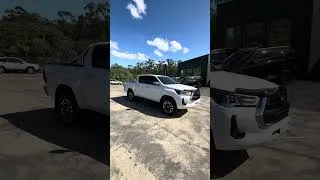 Thumbnail: Toyota Hilux - Reliable Work Horse But Lacks Features & Comfort | Js Auto Reviews | Tamil Car Review