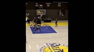 Thumbnail: Cam Reddish COOKING Lakers 1v1 in Practice! | #lakers #lakerspractice #lakersnews
