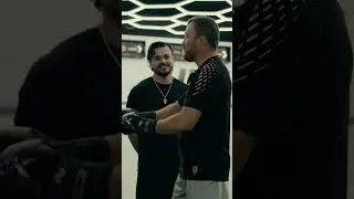 Thumbnail: Champ VS. Livestreamer