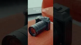 Thumbnail: Retro NYC Airport Hotel // Hasselblad X2D II 100C