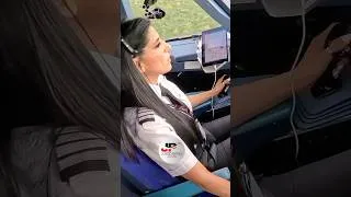 Thumbnail: Landing in Cancun🏖️