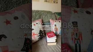 Thumbnail: december reading plans!! #booktube #decembertbr ❄️⛸️🧣