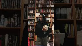 Thumbnail: a visit to my new favorite bookstore