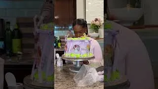 Thumbnail: Very Special Birthday Cake!