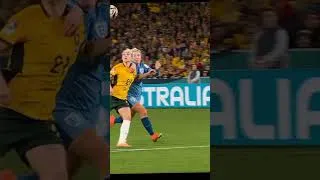 Thumbnail: The Australia vs England semi-final/Ellie Carpenter wore Australia’s No. 21 shirt