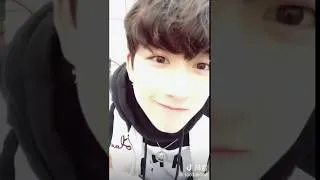 Thumbnail: 抖音
