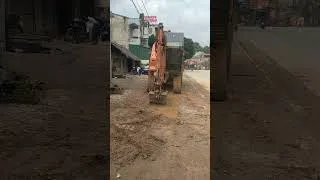 Thumbnail: The excavator climbed onto the truck #excavator #car
