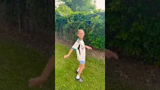 Thumbnail: FIFA WORLD CUP DANCE - DAI DAI SHAKIRA 🌎🏆 | #shorts #dance