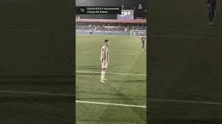 Thumbnail: Ronaldo's controller disconnected mid-game 🤣🤣