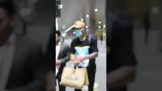 Thumbnail: #viratkohli  Slays His Latest Airport Look🔥#Shorts #ytshorts #spotted #viral #trending #sports