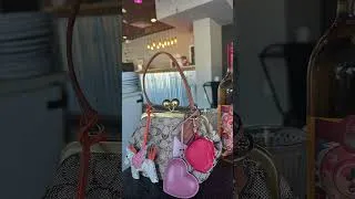 Thumbnail: Happy Valentine’s Day💕♥️❤️💗💓💖♥️ #valentinesdaybags #handbags #botd #valentinesday #coachkisslock