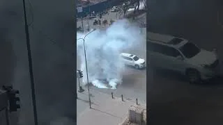 Thumbnail: Nairobi traders scamper for safety as police unleash terror on them while protesting in Nairobi CBD