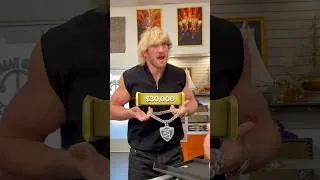 Thumbnail: I TRIED TO PAWN MY $200,000 CHAIN