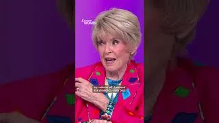 Thumbnail: Gloria has a cheeky trick up her sleeve when it comes to lifting luggage 🧳 #loosewomen