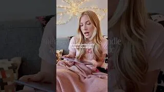 Thumbnail: i got a giant kindle 🤭