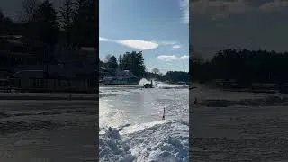 Thumbnail: Plane Lands Before the Runway